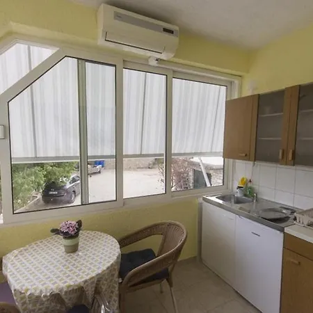 Appartamento In With Sea View, Balcony, Air Conditioning, Wifi *